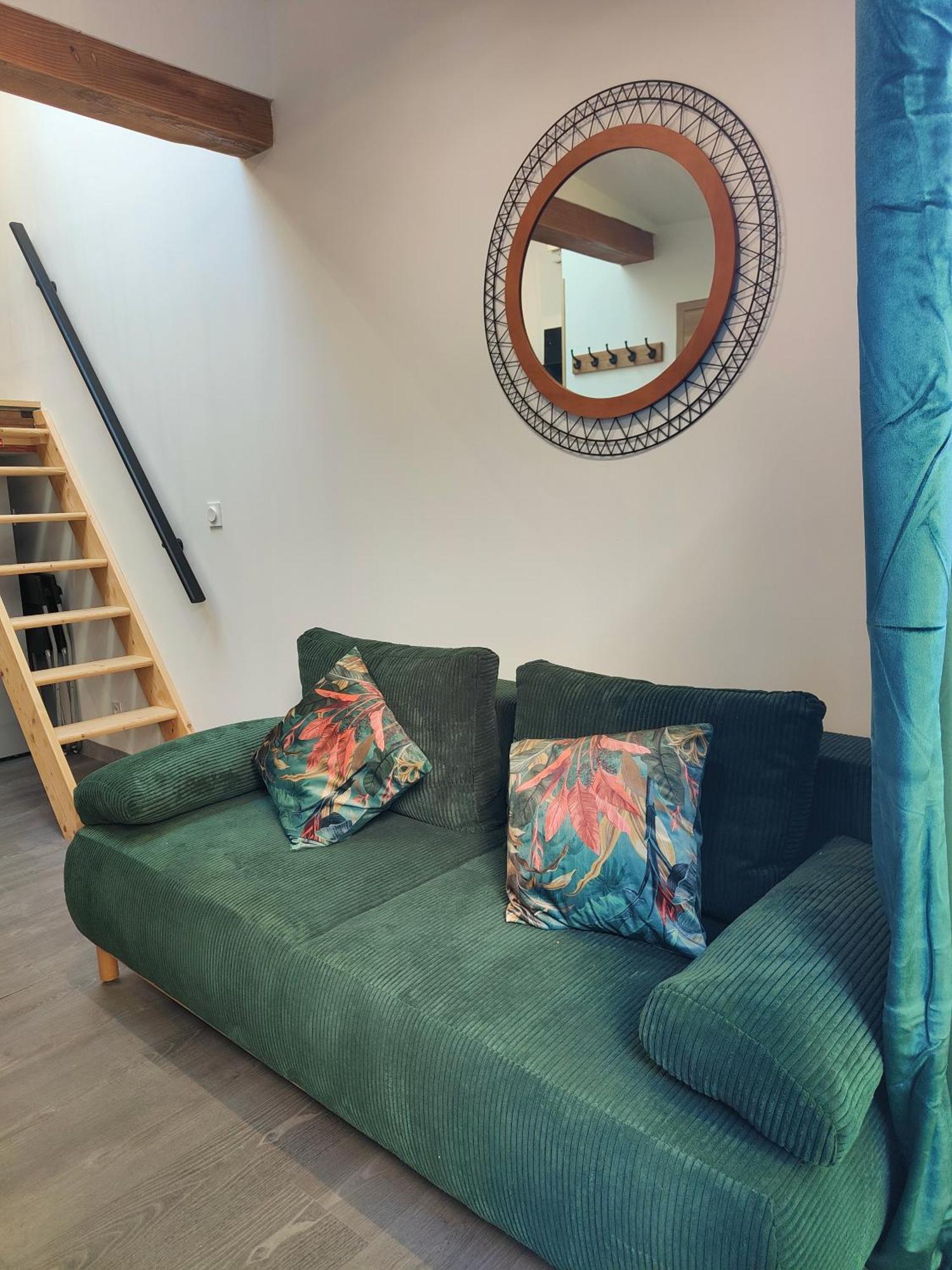 Tiny House Avec Jardin Et Acces Piscine Chauffee Villa แซงต์-เมดาร์-ออง-ชาลส์ ภายนอก รูปภาพ