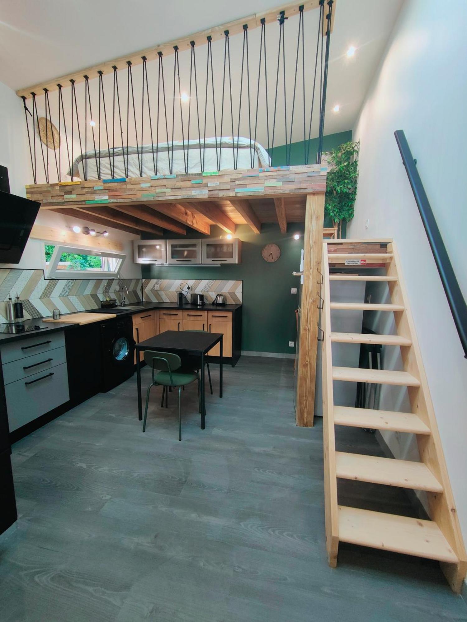 Tiny House Avec Jardin Et Acces Piscine Chauffee Villa แซงต์-เมดาร์-ออง-ชาลส์ ภายนอก รูปภาพ